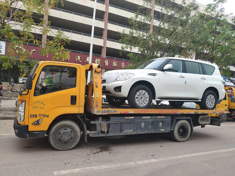 佳木斯市湯原縣汽車雪地困境救援：專業救援，讓您的愛車安全過冬